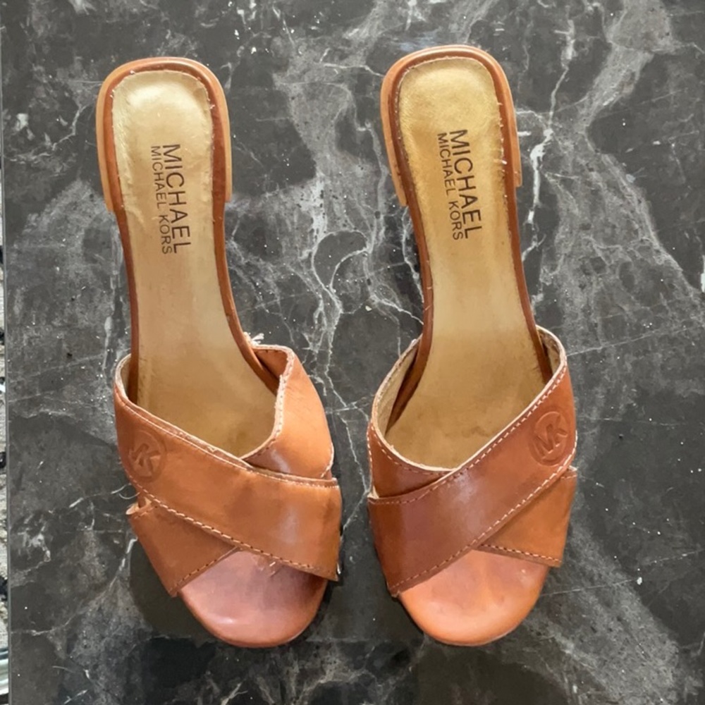 Michael Kors Tan, With Studs, Leather Mule. Size 8